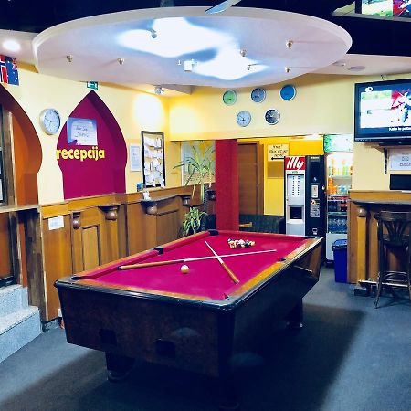 Aladin Hostel Ljubljana Ngoại thất bức ảnh