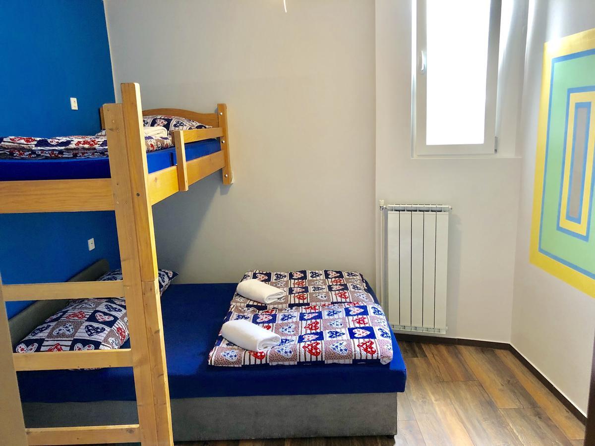 Aladin Hostel Ljubljana Ngoại thất bức ảnh