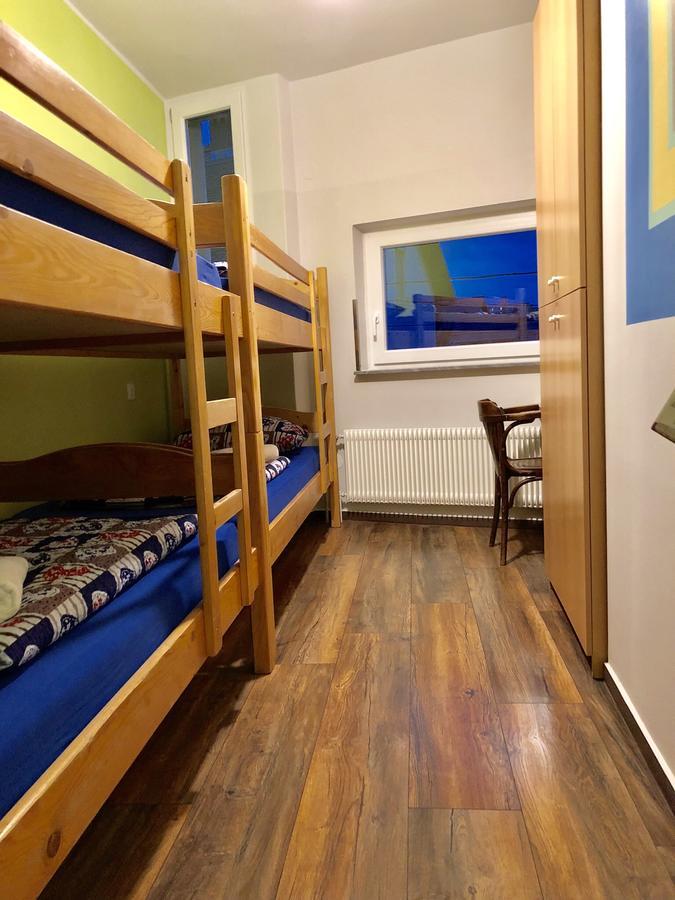 Aladin Hostel Ljubljana Ngoại thất bức ảnh