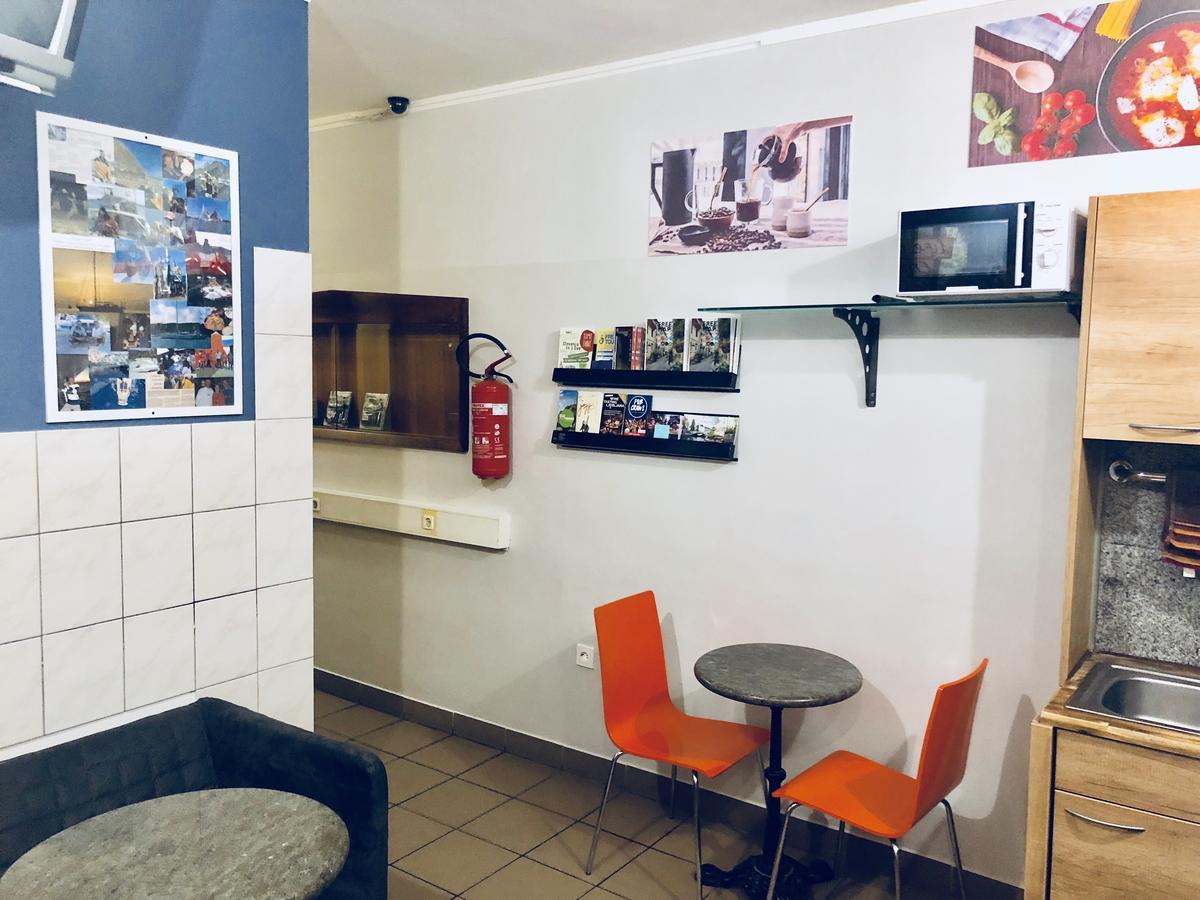 Aladin Hostel Ljubljana Ngoại thất bức ảnh