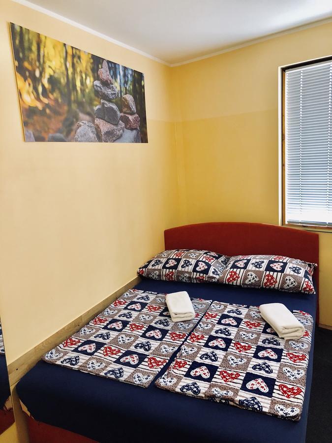 Aladin Hostel Ljubljana Ngoại thất bức ảnh