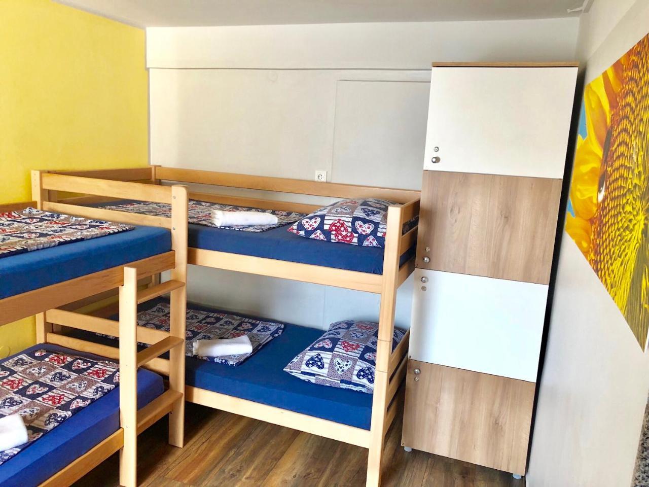 Aladin Hostel Ljubljana Ngoại thất bức ảnh
