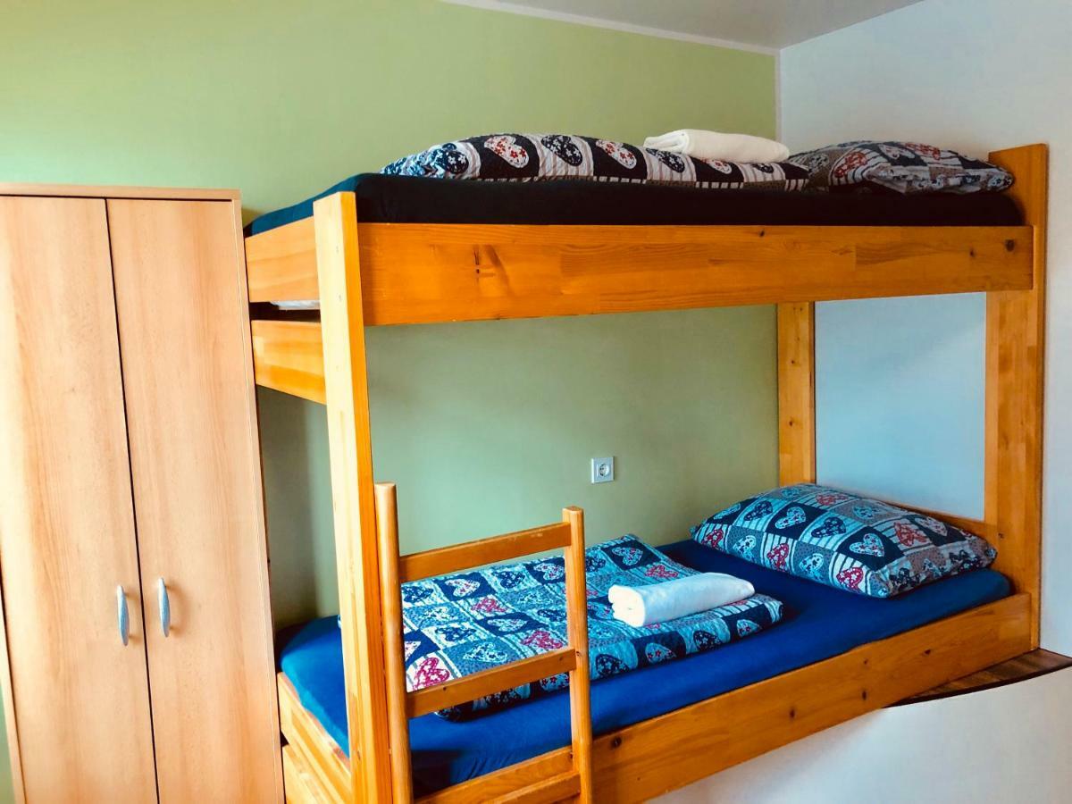 Aladin Hostel Ljubljana Ngoại thất bức ảnh