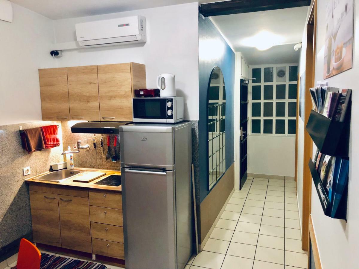 Aladin Hostel Ljubljana Ngoại thất bức ảnh
